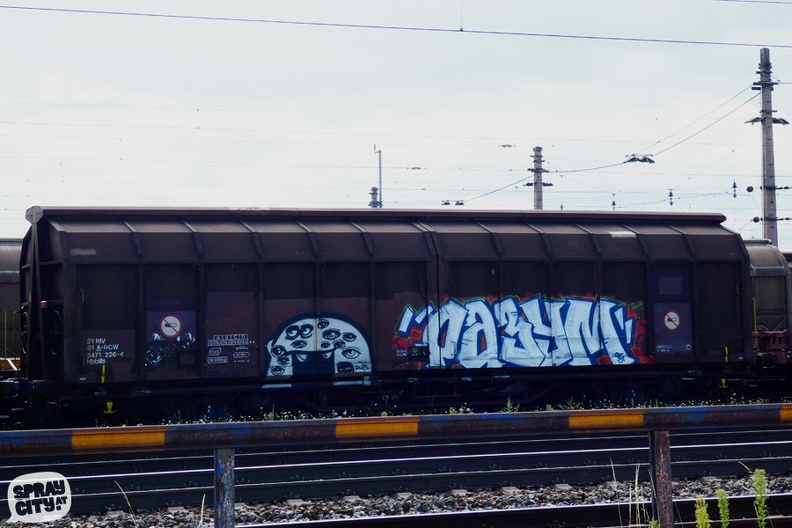trains8.jpg