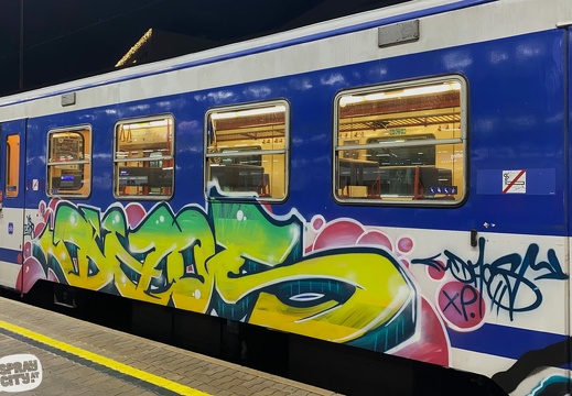 trains 7 6 MS