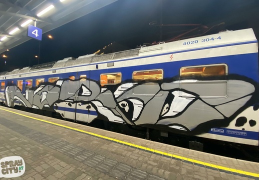 trains 9 8 MS