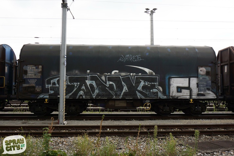linz_trains_3_4.jpg