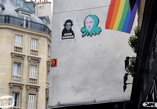 Paris 2022 streetart paste-up (5)