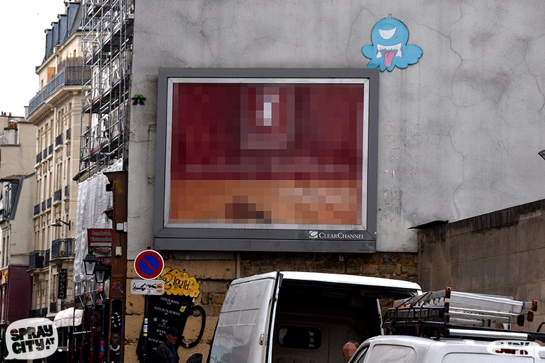 Paris_2022_streetart_paste-up (11).jpg