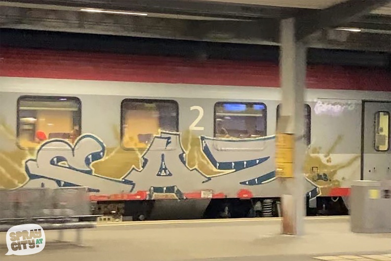 trains27.jpg