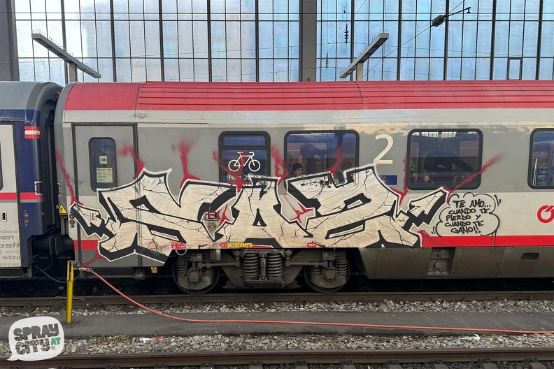 muenchen_trains_2_4.jpg